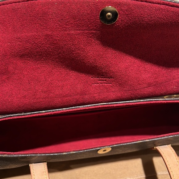 Authentic Louis Vuitton bag - Picture 3 of 7